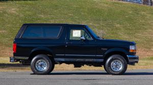 Ford Bronco XLT 1995 года 
